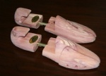 Wooden shoe trees